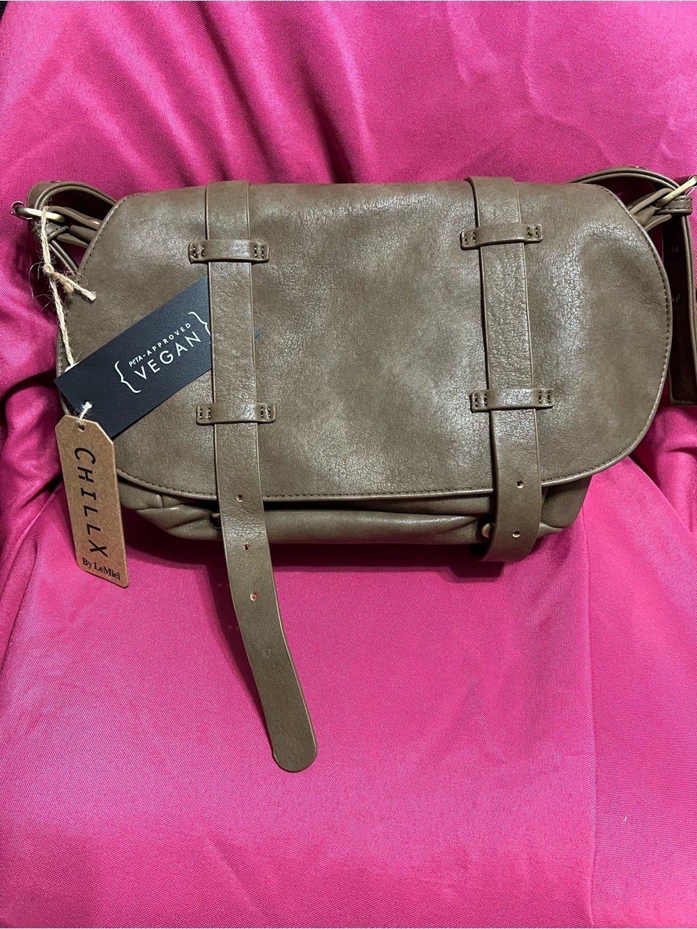 LeMiel , Chillx , Vegan Crossbody Saddle Bag — Taupe Brown